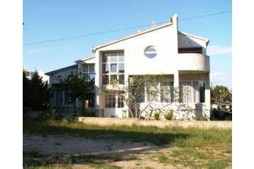 Kroatija Privát Vodice, Eksterjeras